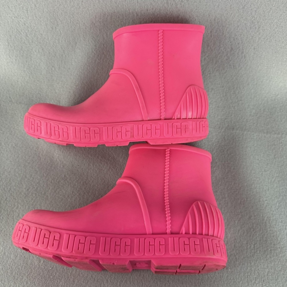 UGG Drizlita Rain Boots Kids 5 Pink Waterproof Rubber Ankle Logo
